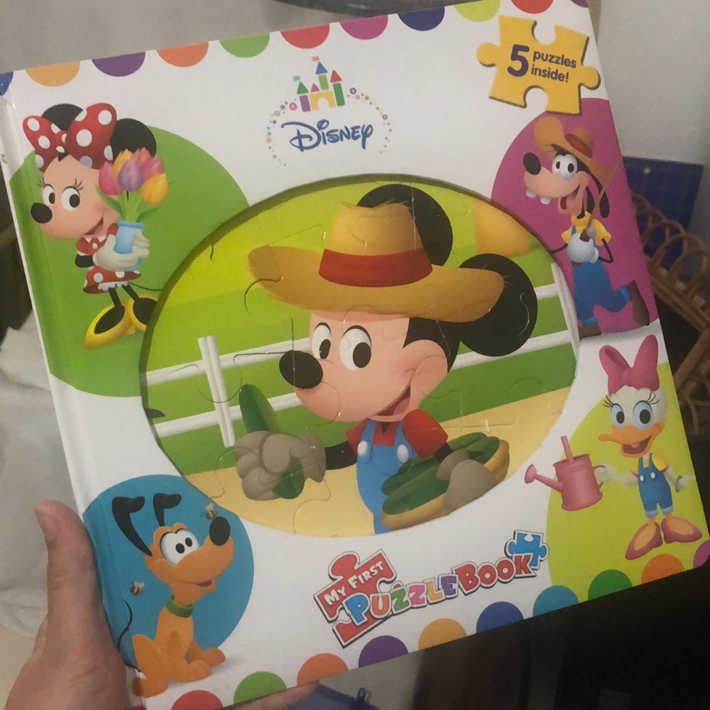 Disney My First Puzzle Book mickey goofy Minnie Donald daisy NWOT children baby